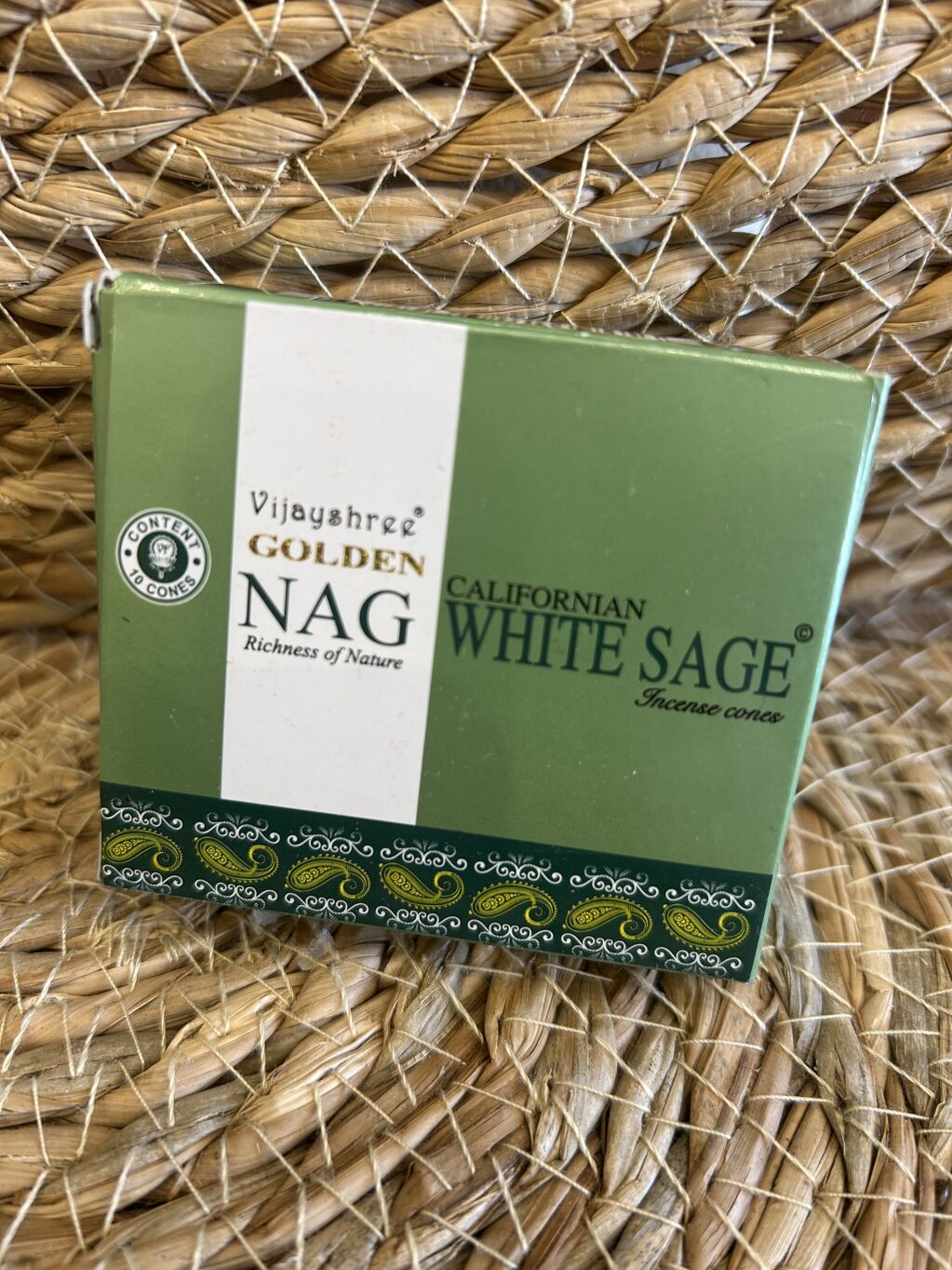 INCIENSO EN CONOS GOLDEN NAG WHITE SAGE (SALVIA BLANCA)