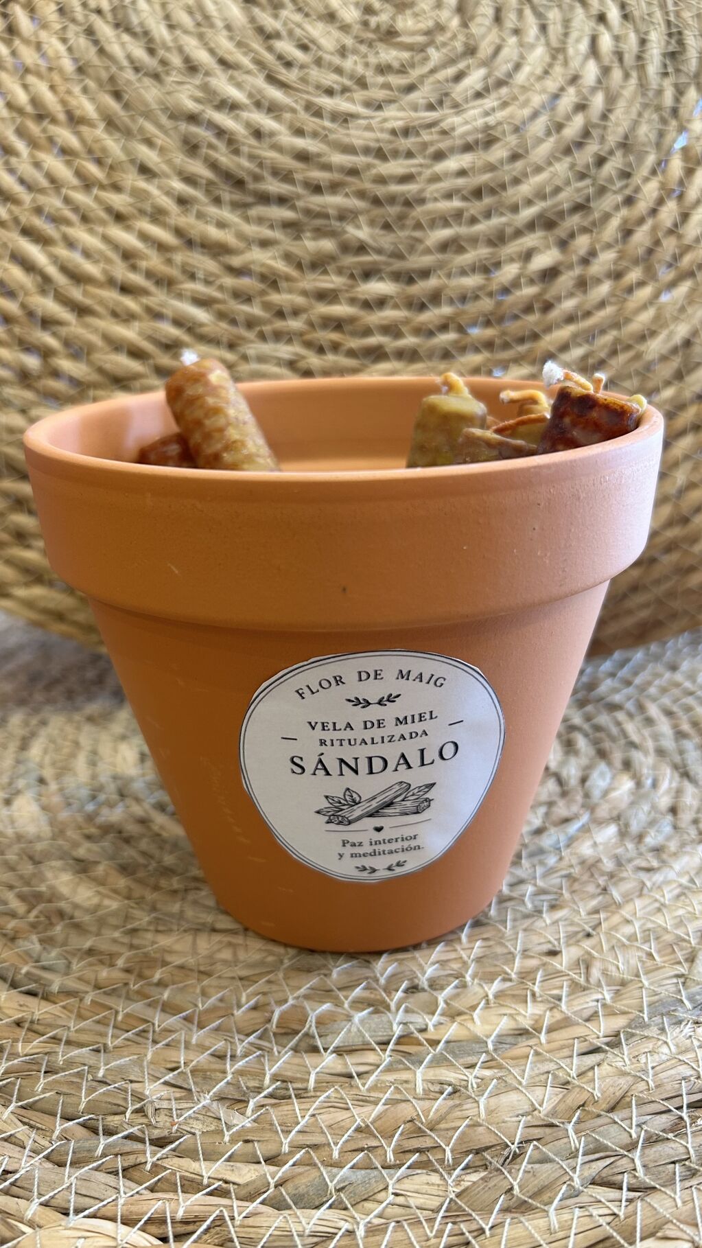 VELA DE MIEL CON SÁNDALO