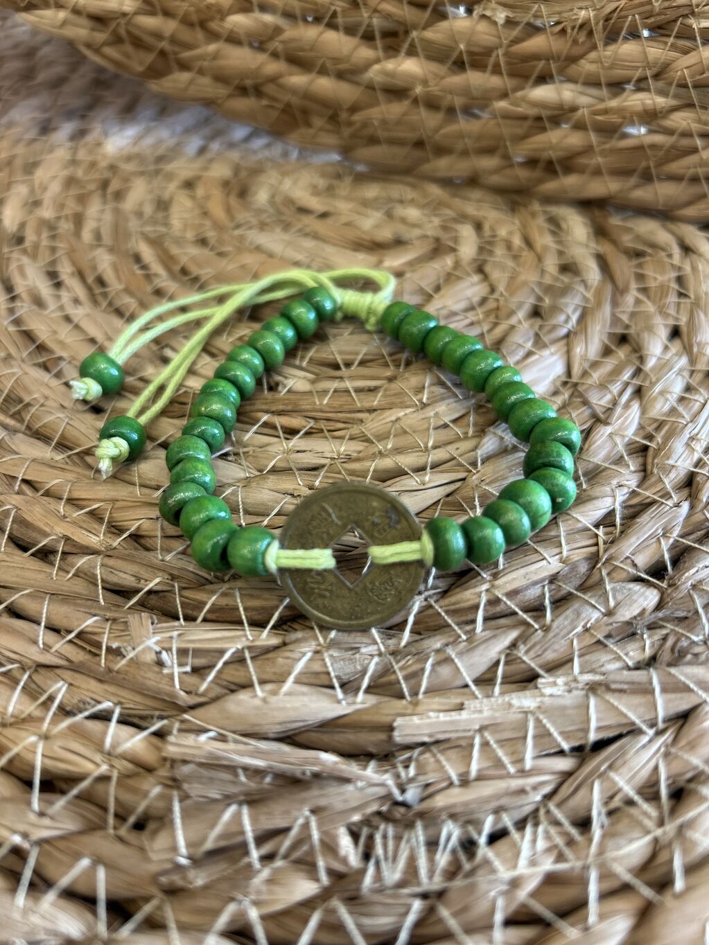 PULSERA FENG SHUI VERDE – PROSPERIDAD Y EQUILIBRIO