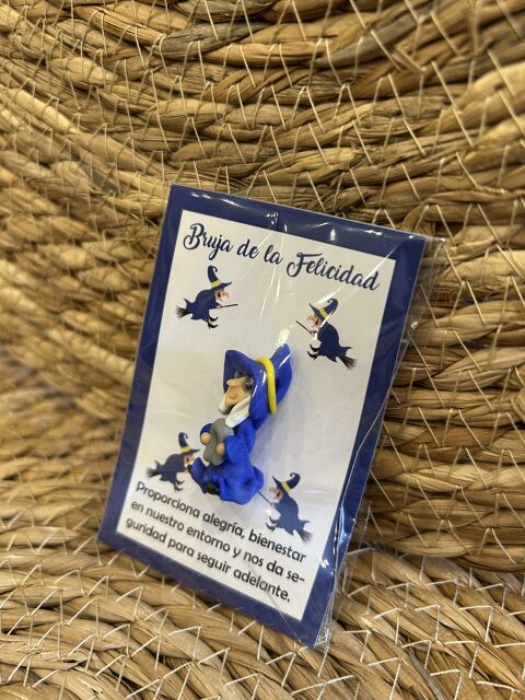 BRUJA DE LA FELICIDAD - img_0952.jpg
