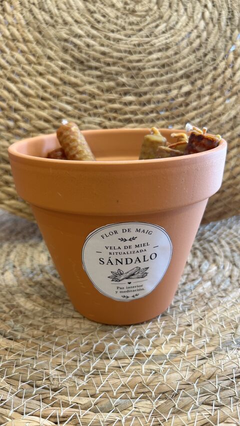 VELA DE MIEL CON SÁNDALO - img_2757.jpeg