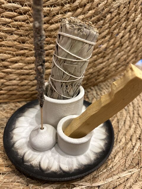 SOPORTE 3 EN 1 MANDALA BLANCO Y GRIS DE CERÁMICA PARA PALO SANTO, ATADOS E INCIENSO - img_2794.jpg