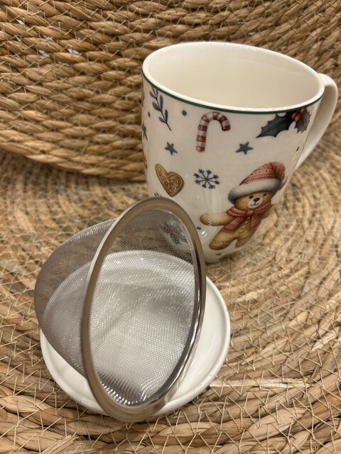 TAZA CHRISTMAS CUTIES CON FILTRO Y TAPA - img_2839.jpg