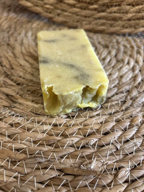 JABÓN NATURAL ARTESANAL DE RUDA - img_3096-981cd.jpg