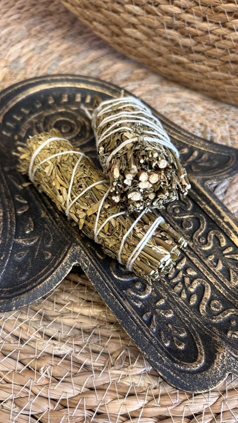 ATADO DE RUDA PARA SAHUMAR - img_5722.jpeg