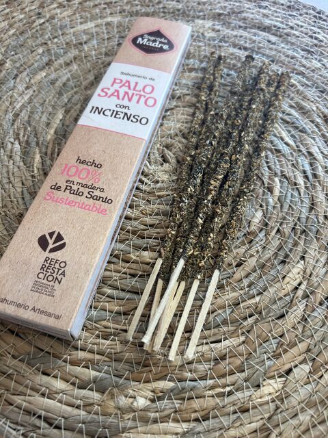 INCIENSO PALO SANTO CON INCIENSO SAGRADA MADRE - img_6025.jpg