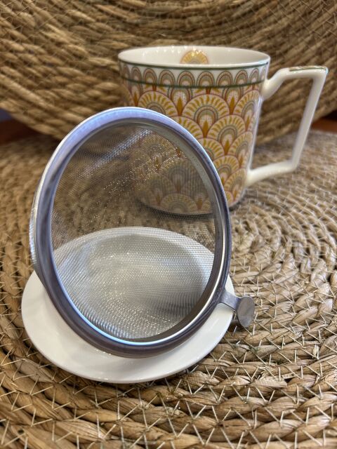 TAZA SOLIS - img_9784.jpg